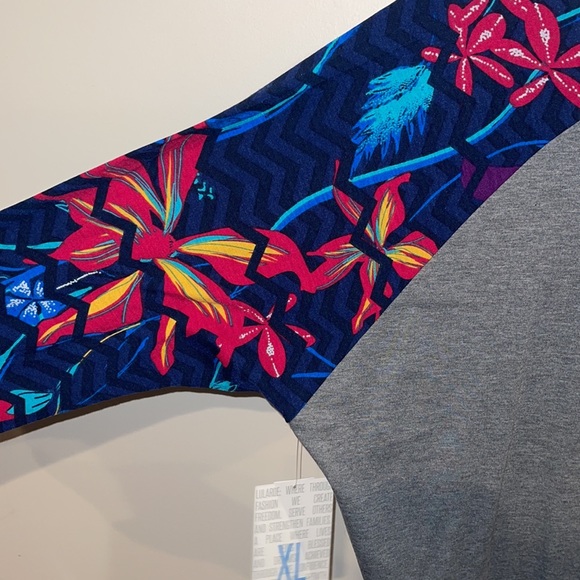 Lularoe Randy baseball t top size XL - Picture 4 of 6